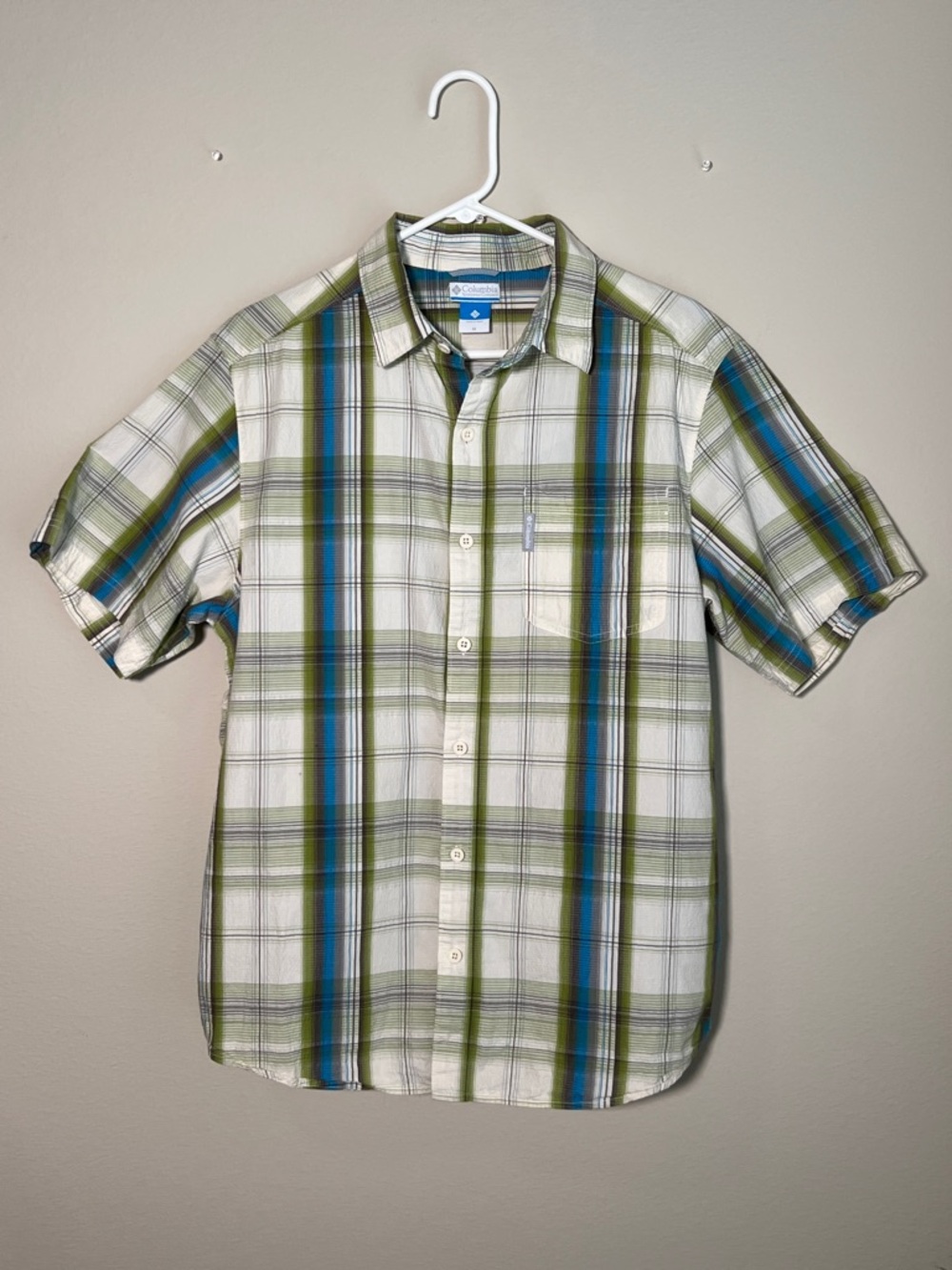 Columbia Plaid Short-Sleeve Button-Up Shirt in Green, Blue, White